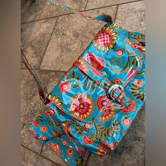 NEW w/Tags Kalencom Laminated Buckle Messenger Baby Diaper Buckle Bag + EXTRAS - Picture 2 of 6